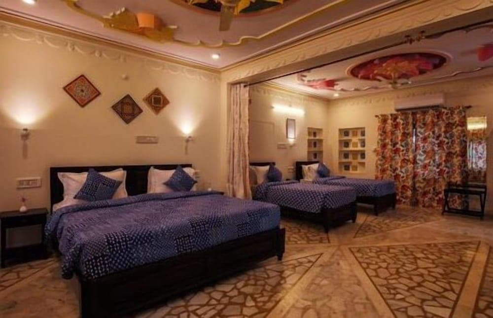 Le Pension Kesar Vilas