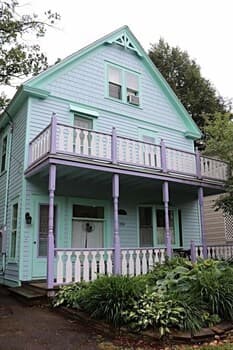 39 Scott 5 Bedroom Home by Redawning