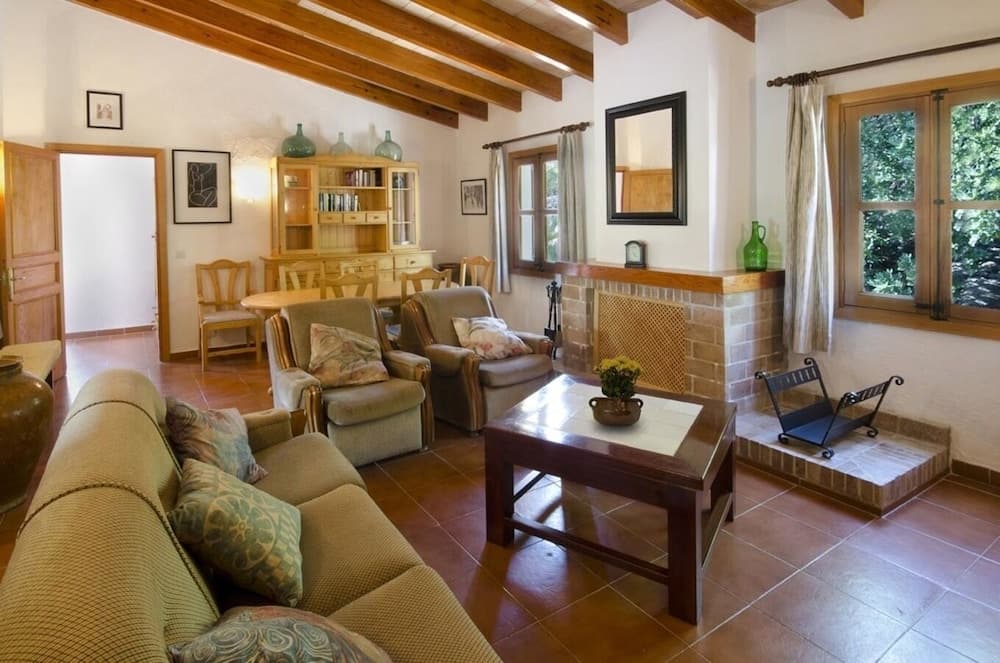 Villa - 2 Bedrooms with Pool - 103243