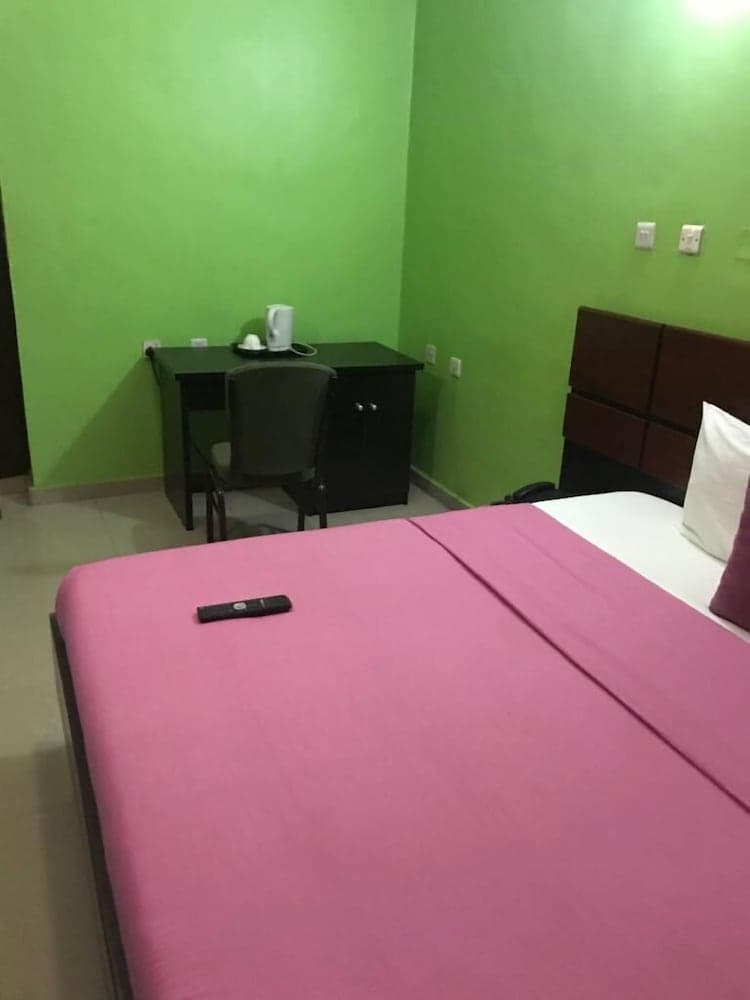 Toprate Luxury Hotel