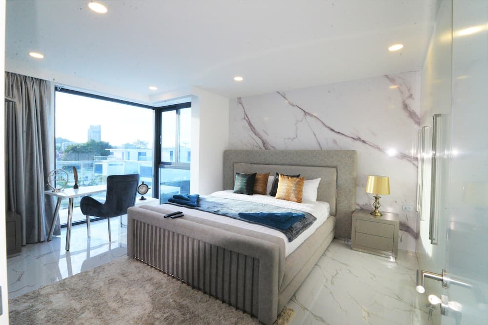 Villa with Shared Pool in Central Pattaya - Palmc19