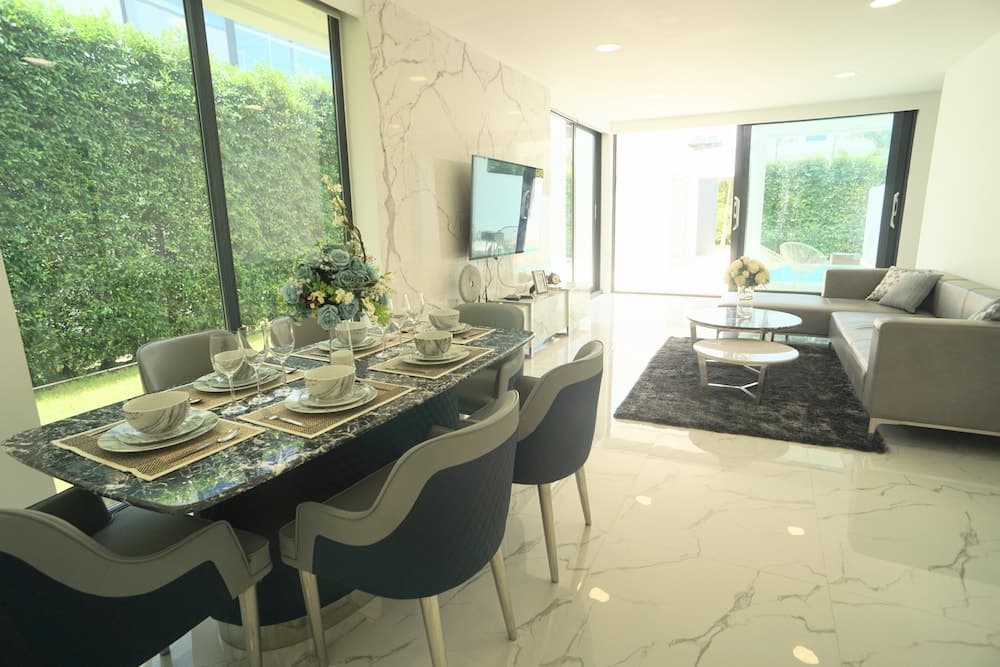 Private Pool Villa in Central Pattaya - Palmc6