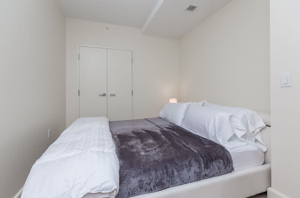 Pelicanstay in Central Square Cambridge