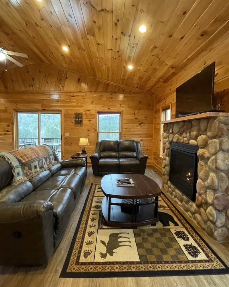 Charming cabin with an Amazing view! - pet and motorcycle friendly! 2 Bedroom Cabin by RedAwning