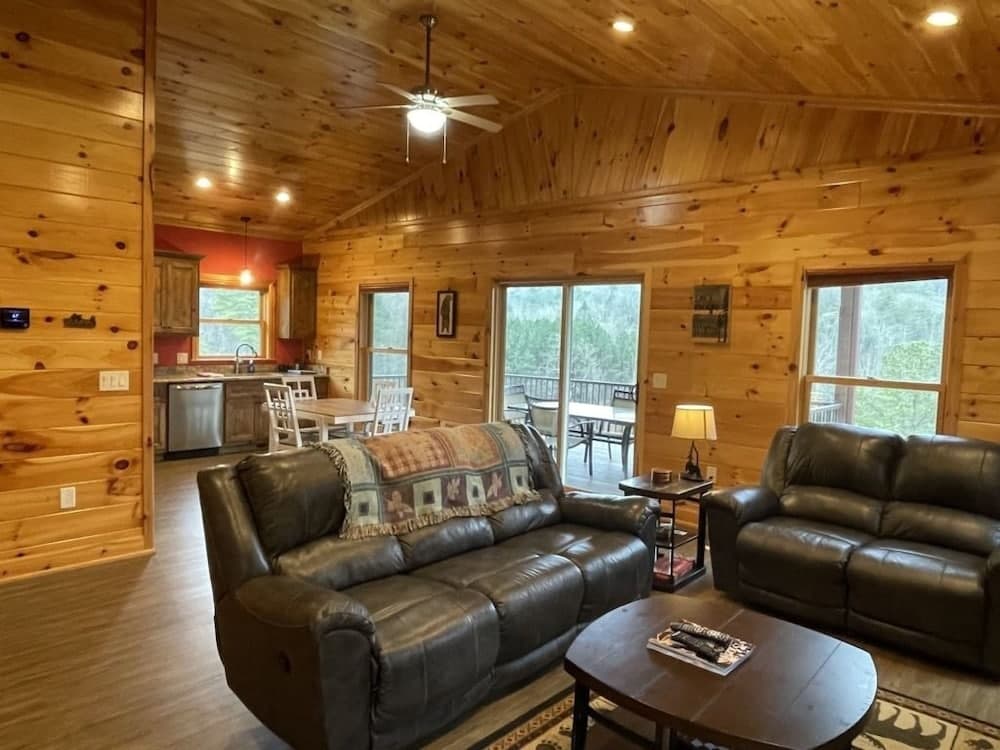 Charming cabin with an Amazing view! - pet and motorcycle friendly! 2 Bedroom Cabin by RedAwning