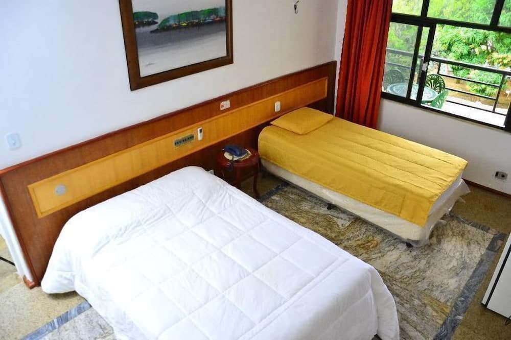 Ytacaranha Hotel De Serra