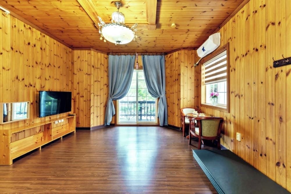 Muju Cherish Pension