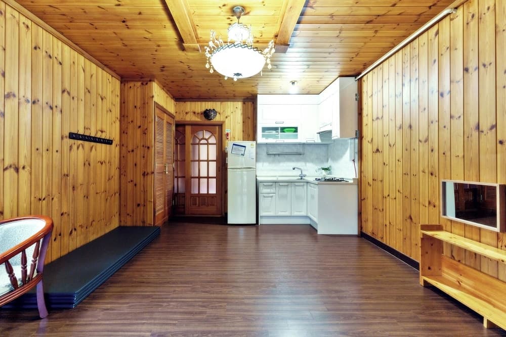 Muju Cherish Pension