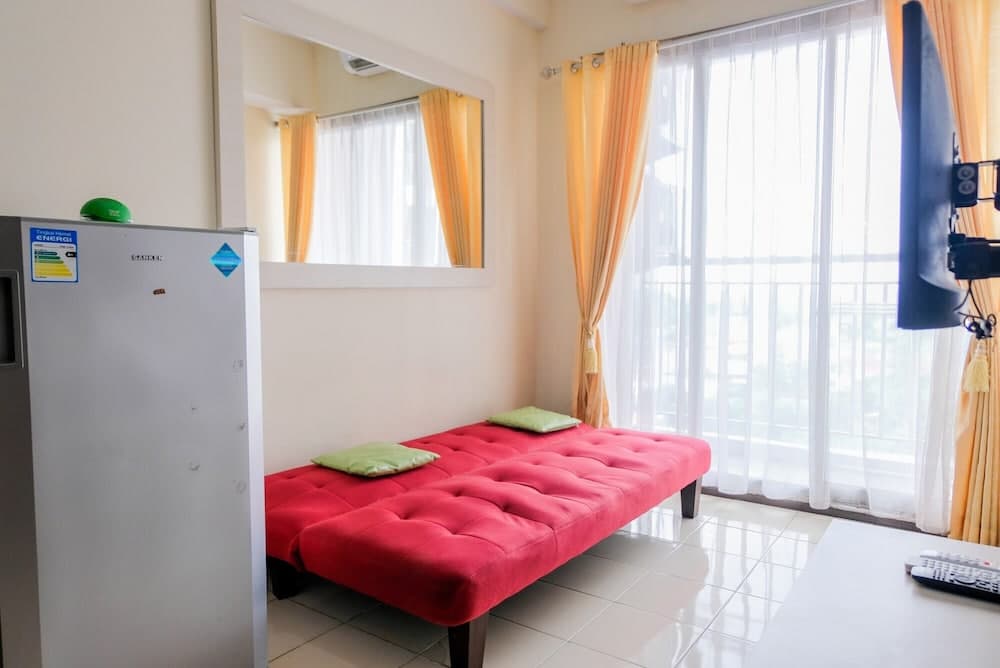 Homey 2BR at Serpong Greenview Apartment