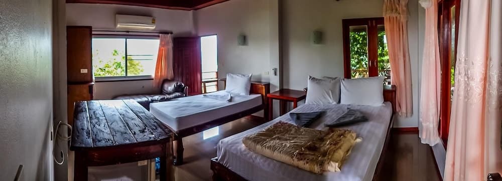 High Bar Rooms and Bungalows - Adults Only