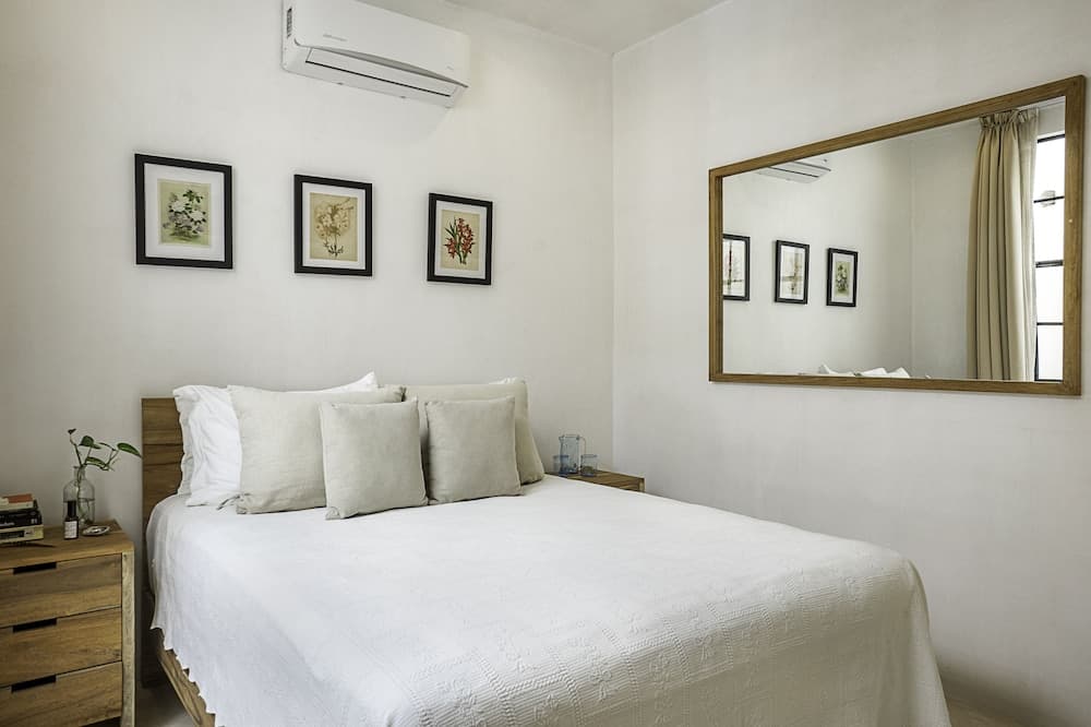 Calalily Aldea Zama by Homing Bird