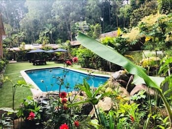 Pacific Gardens Hotel