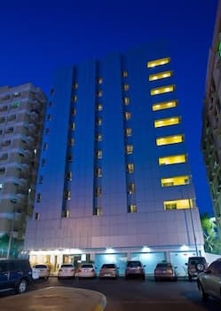 Phoenix Plaza Hotel Apartments