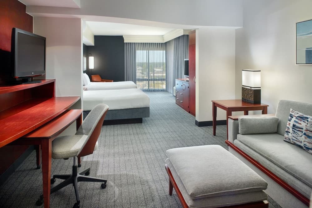 Courtyard by Marriott Warner Robins