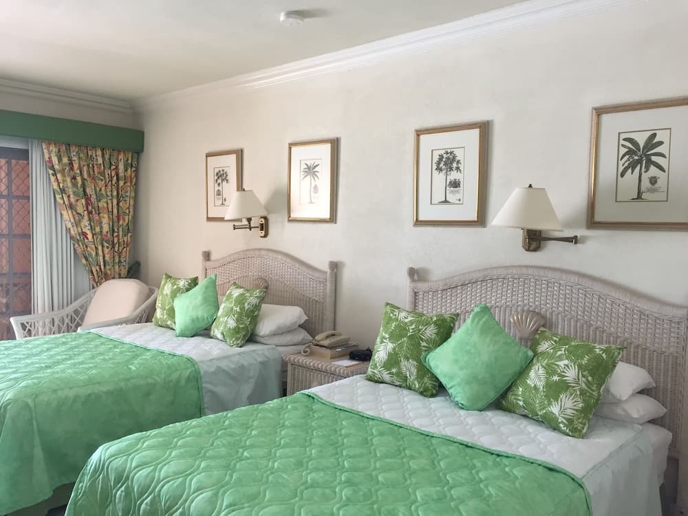 Coral Sands Beach Resort