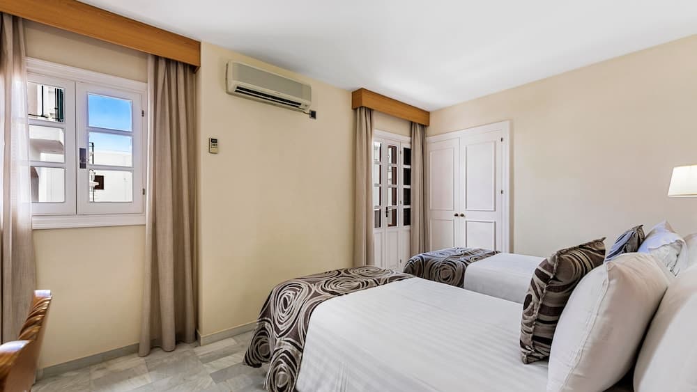 Macdonald Villacana Club Resort