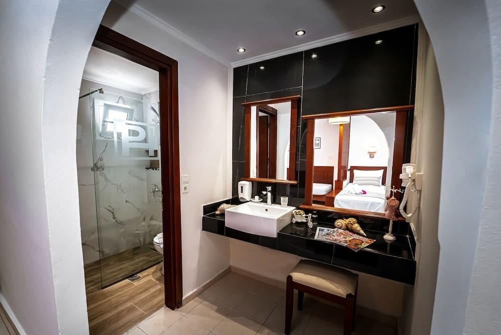 Philoxenia Hotel & Spa