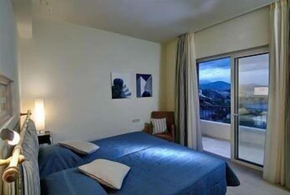 Istron Collection Villas