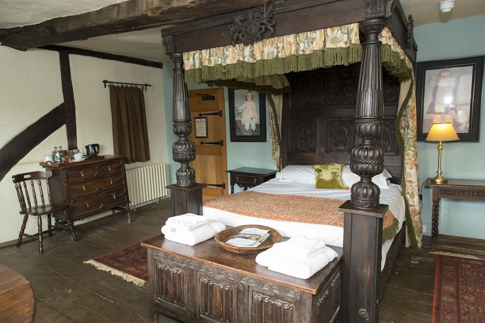 The George Inn and The Plaine