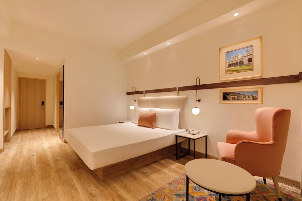 Red Fox by Lemon Tree Hotels, Hyderabad