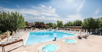 hu Roma Camping In Town