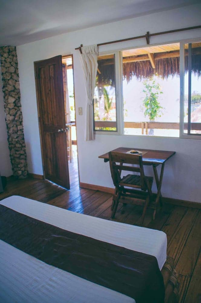 Tepanee Beach Resort