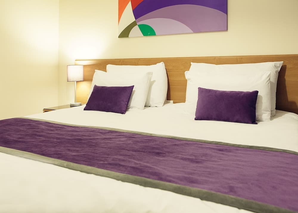 The Smallville Xpress Hotel