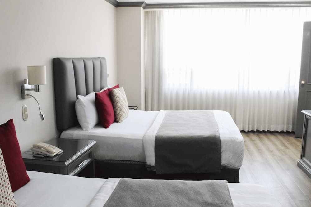 Hotel Santander Plaza