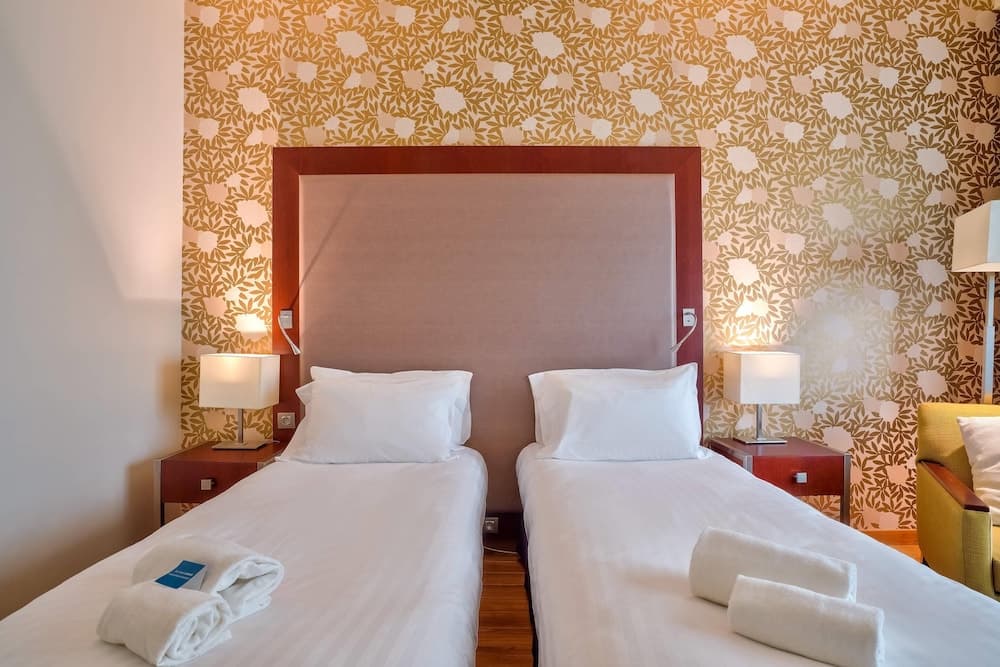 Clarion Paris CDG Airport