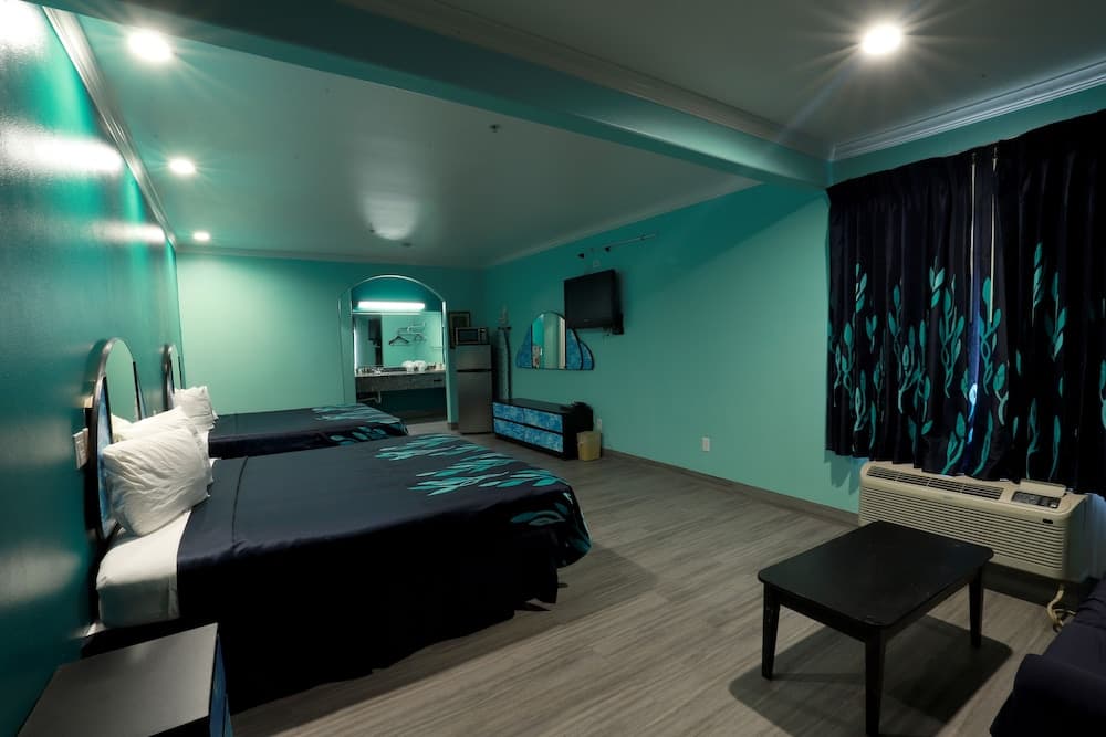 Scottish Inn & Suites