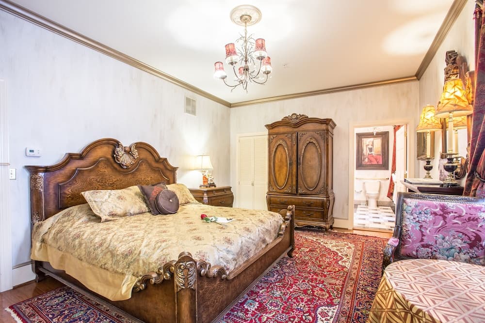 1840s Carrollton Inn