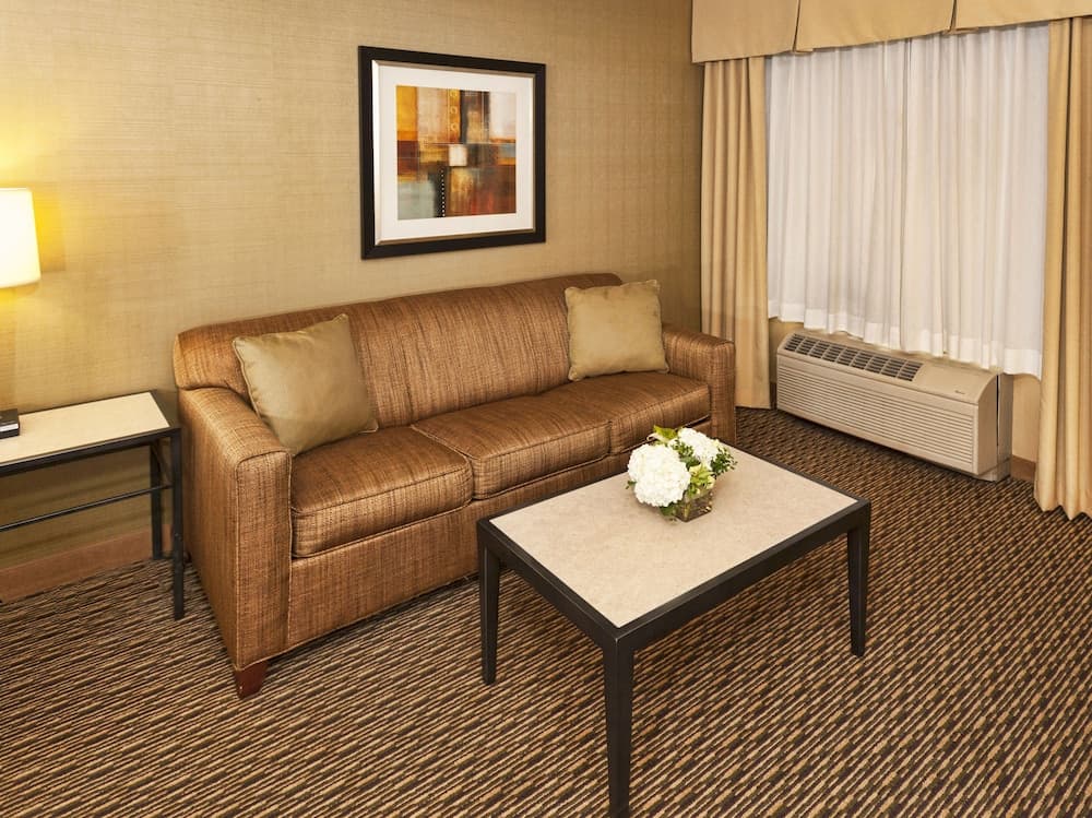 The Inn on Lake Superior