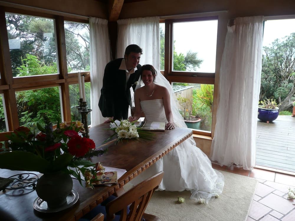 Bethells Beach Cottages