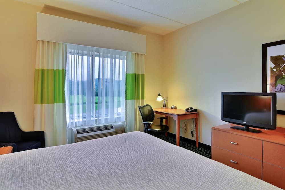 Fairfield Inn & Suites Huntingdon Route 22 Raystown Lake