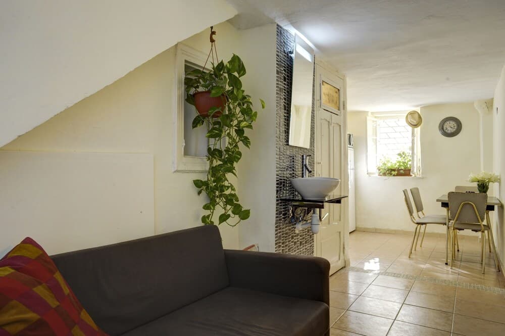 Villa Vilina Oasis in Neve Tzedek