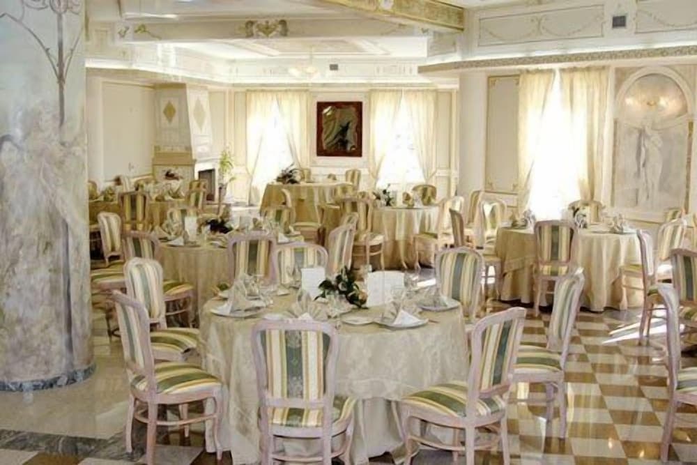 Grand Hotel Rinascimento