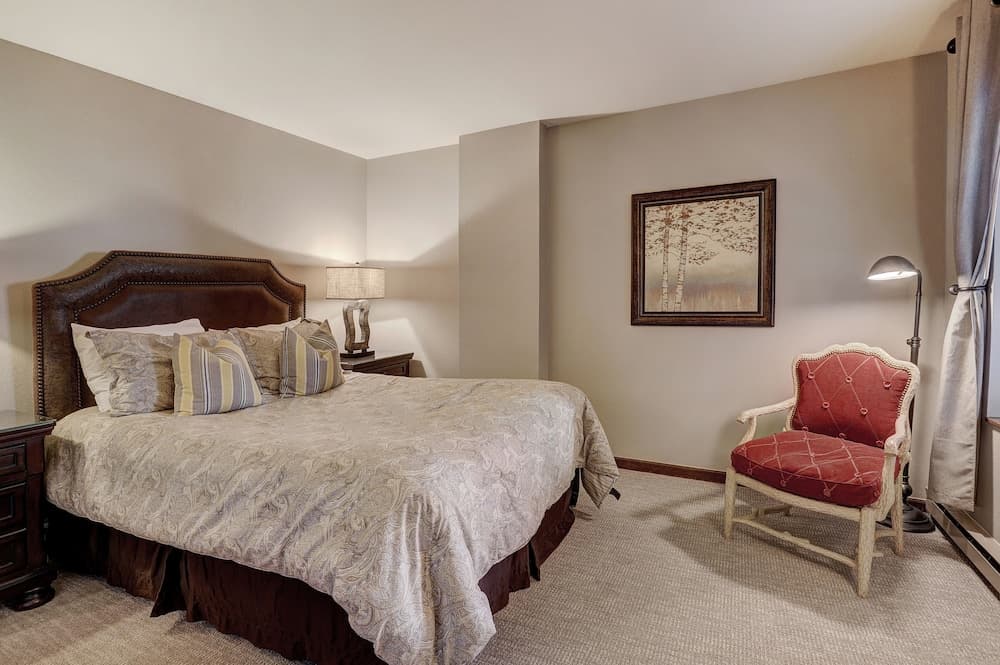 Seasons at Avon, A Vail Resorts Property