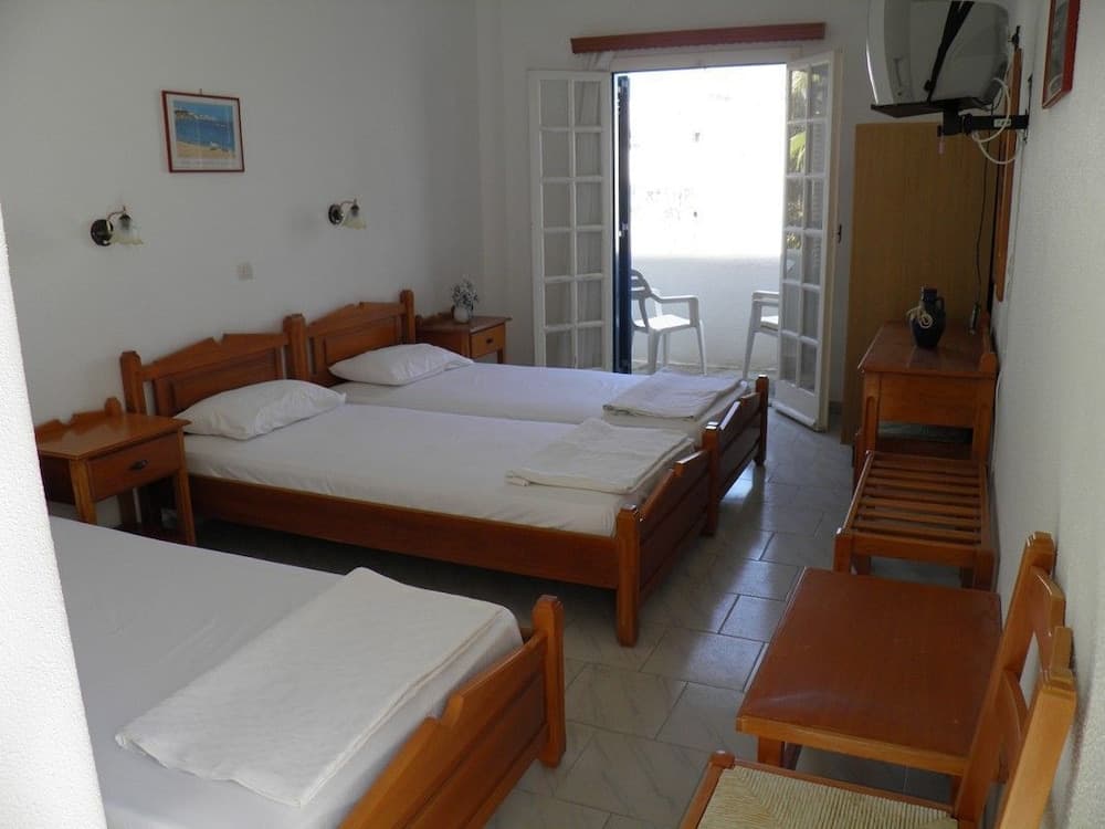 Free Sun Rooms and Apartments