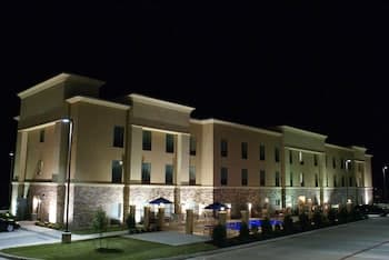 Hampton Inn & Suites Center