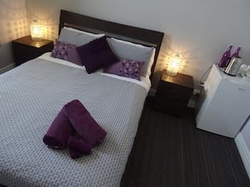 1849 Backpackers Hotel