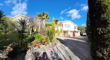 Seascape Villa Bed & Breakfast