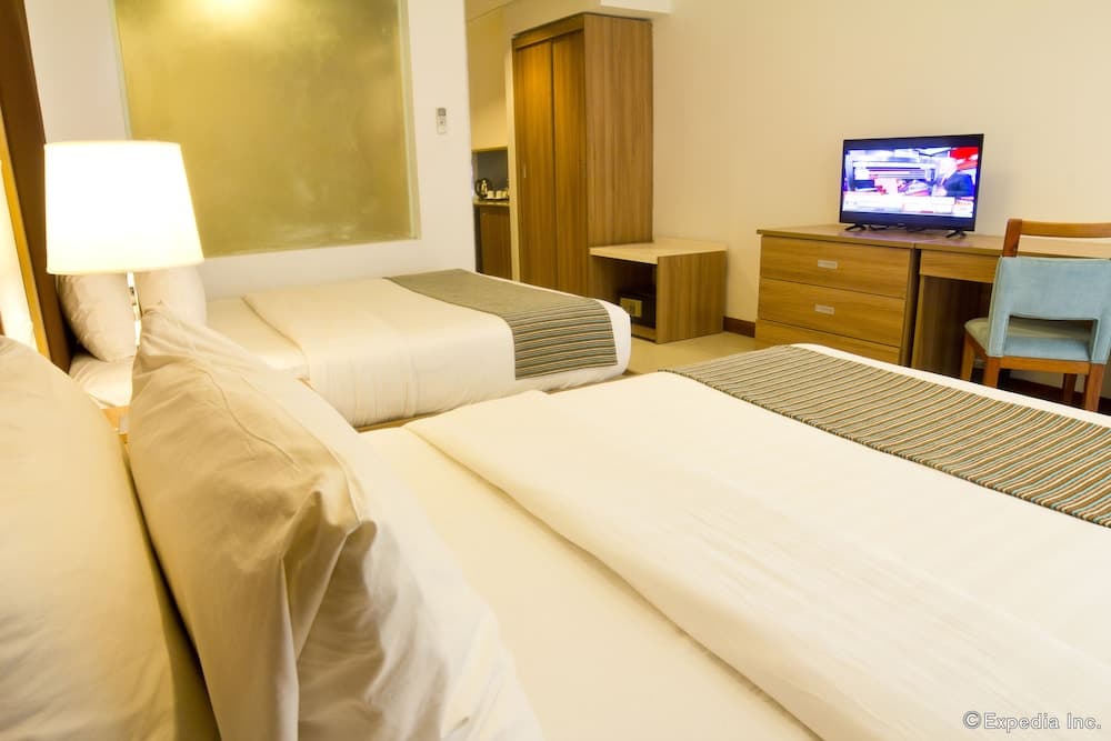 Crown Regency Resort & Convention Center