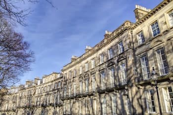 Clarendon Luxury Apartments