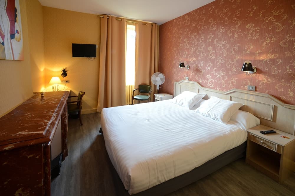 Domaine des Cèdres : Logis Hôtel, Gîtes et Insolites