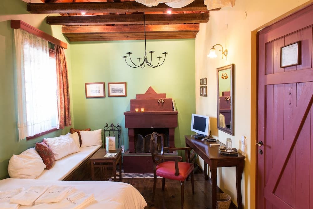 Primoula Country Hotel & Spa