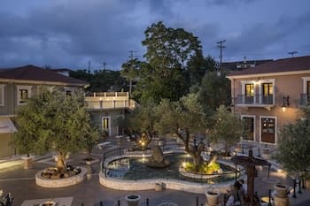 Balhambra Suites - Adults Only