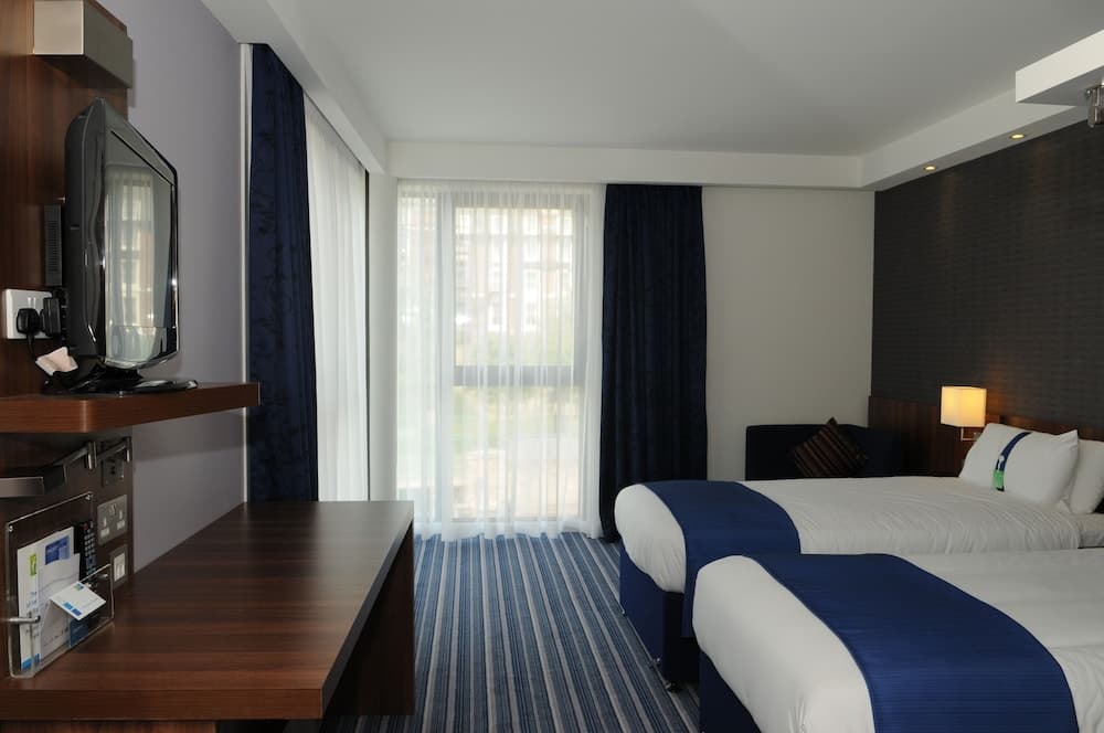 Holiday Inn Express Sheffield City Centre by IHG