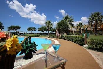 Marina del Marchese Beach Resort