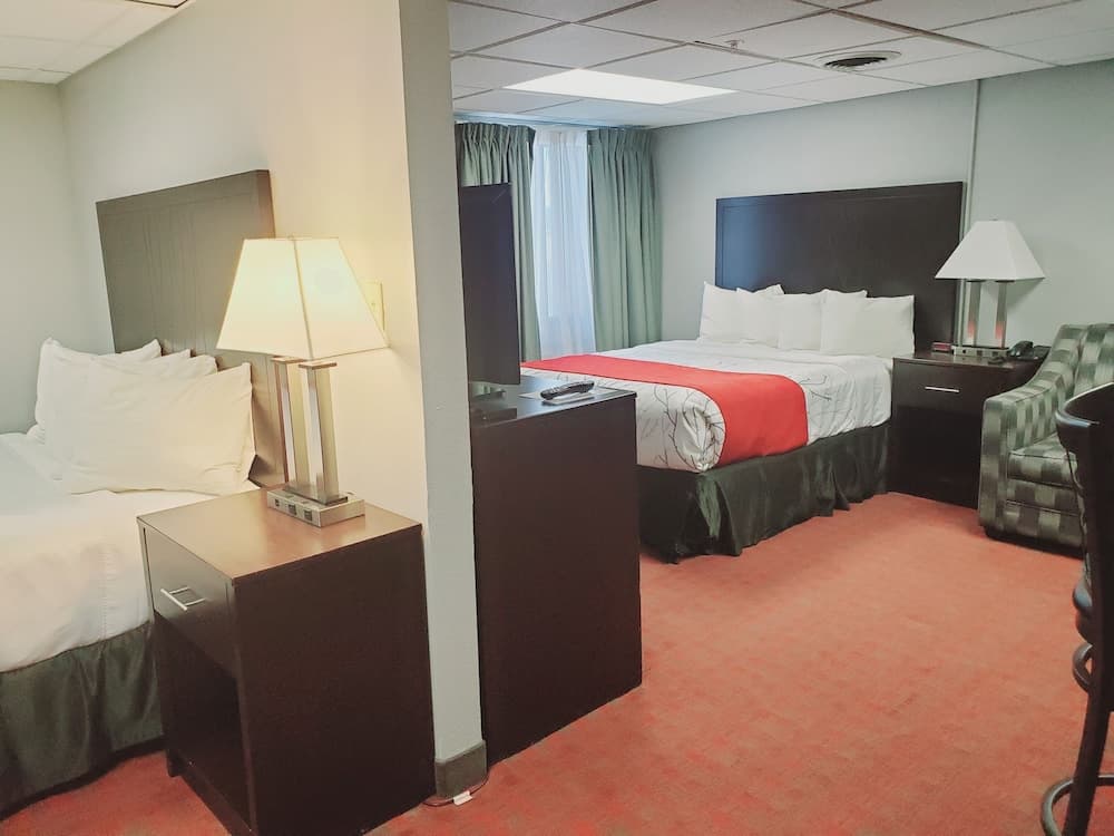 Blackstone Lodge & Suites