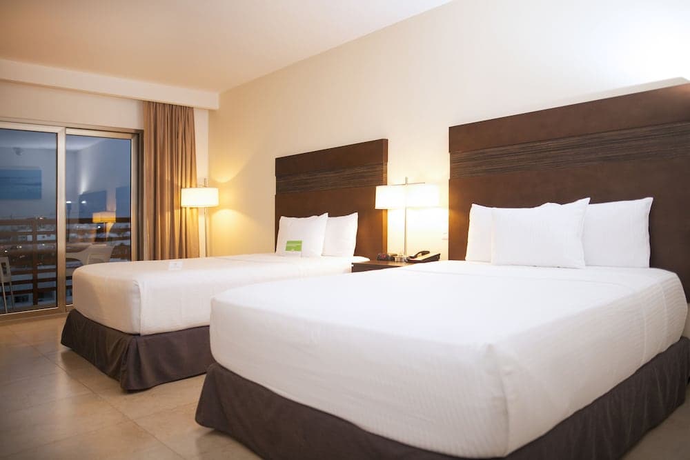 Wyndham Garden Cancun Downtown